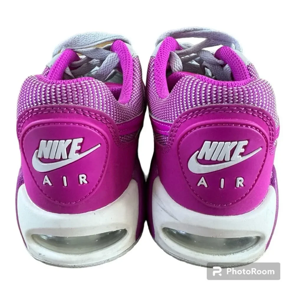 Nike Air Max Ivo Girls’ Size 5.5Y Sneaker Shoes Pure Platinum/Hyper Violet